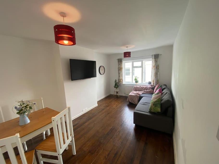Brighton New Apartment Free Parking Sleeps 6 Ngoại thất bức ảnh