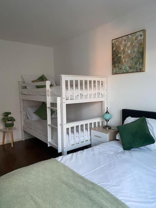 Brighton New Apartment Free Parking Sleeps 6 Ngoại thất bức ảnh