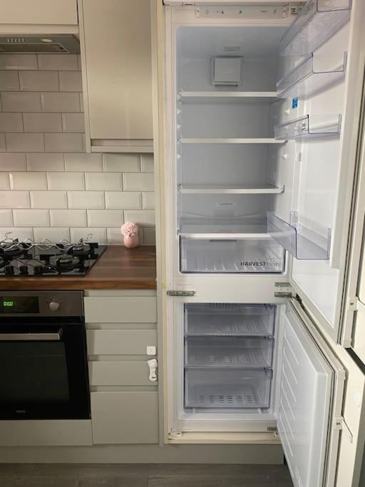 Brighton New Apartment Free Parking Sleeps 6 Ngoại thất bức ảnh