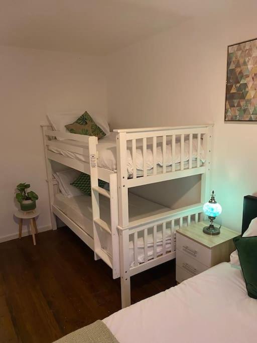 Brighton New Apartment Free Parking Sleeps 6 Ngoại thất bức ảnh